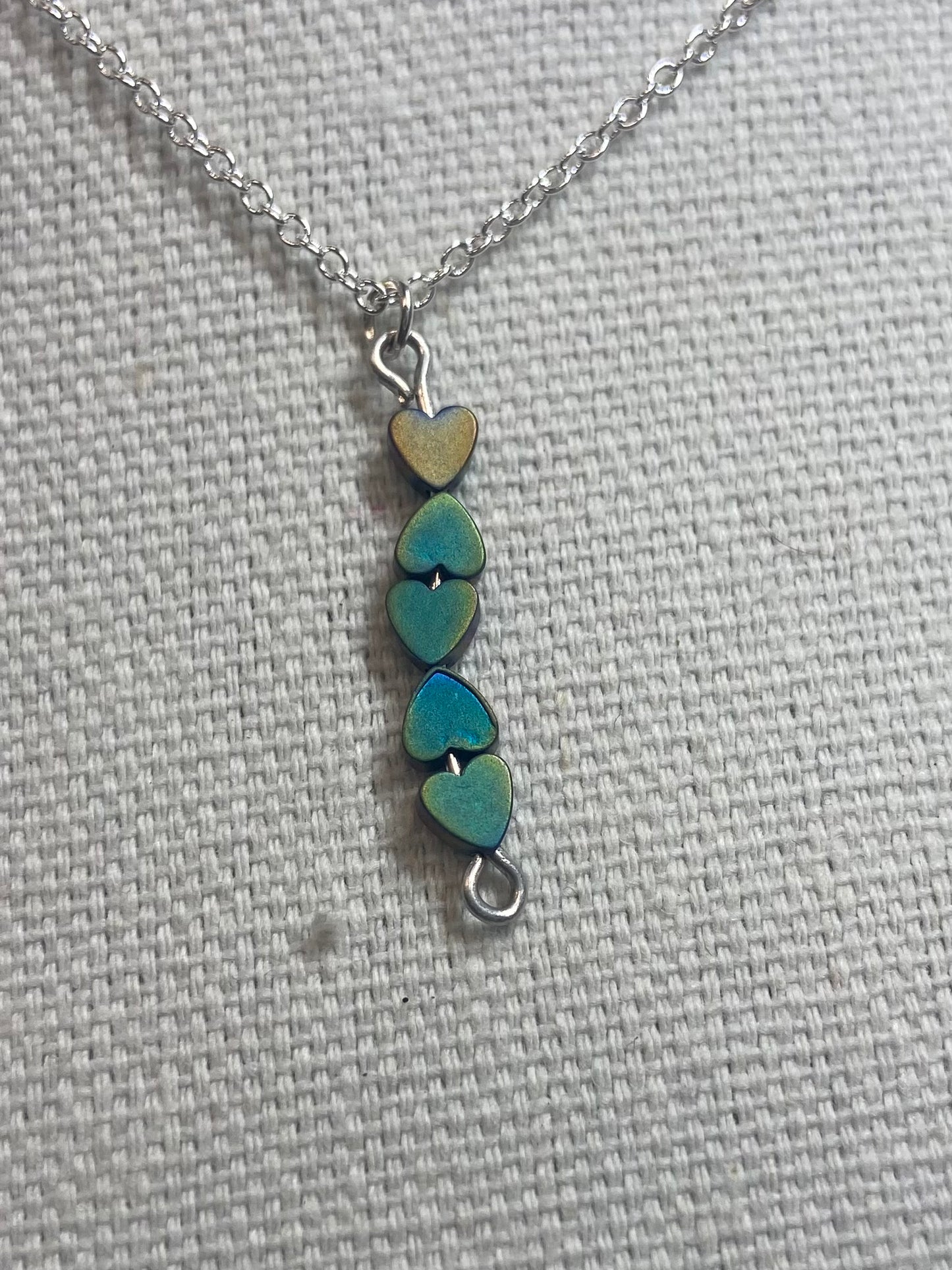 Necklace hematite hearts