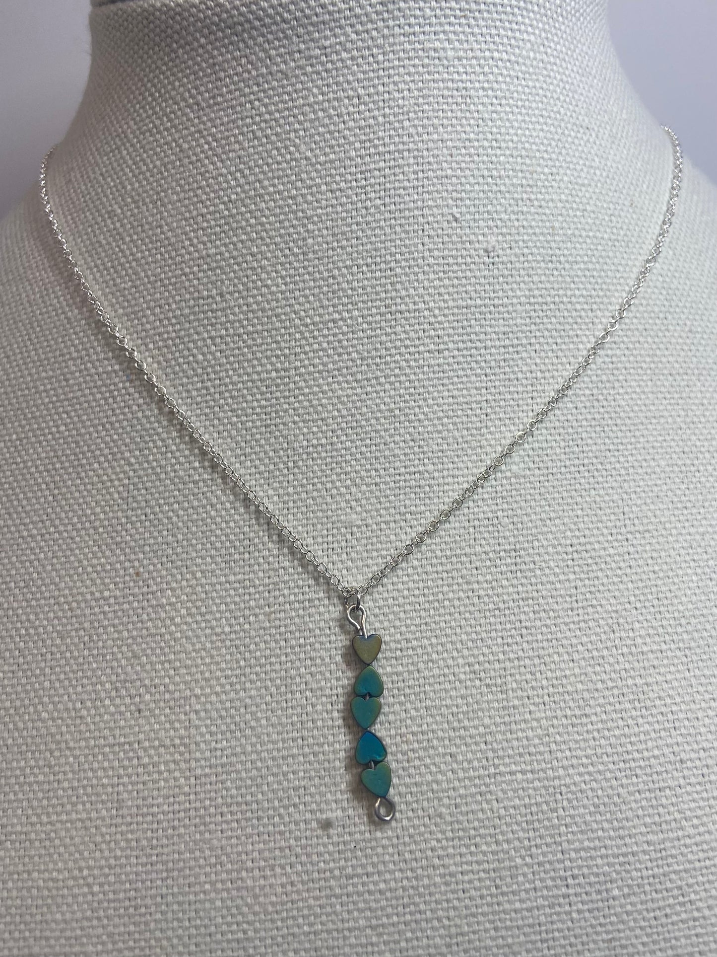 Necklace hematite hearts