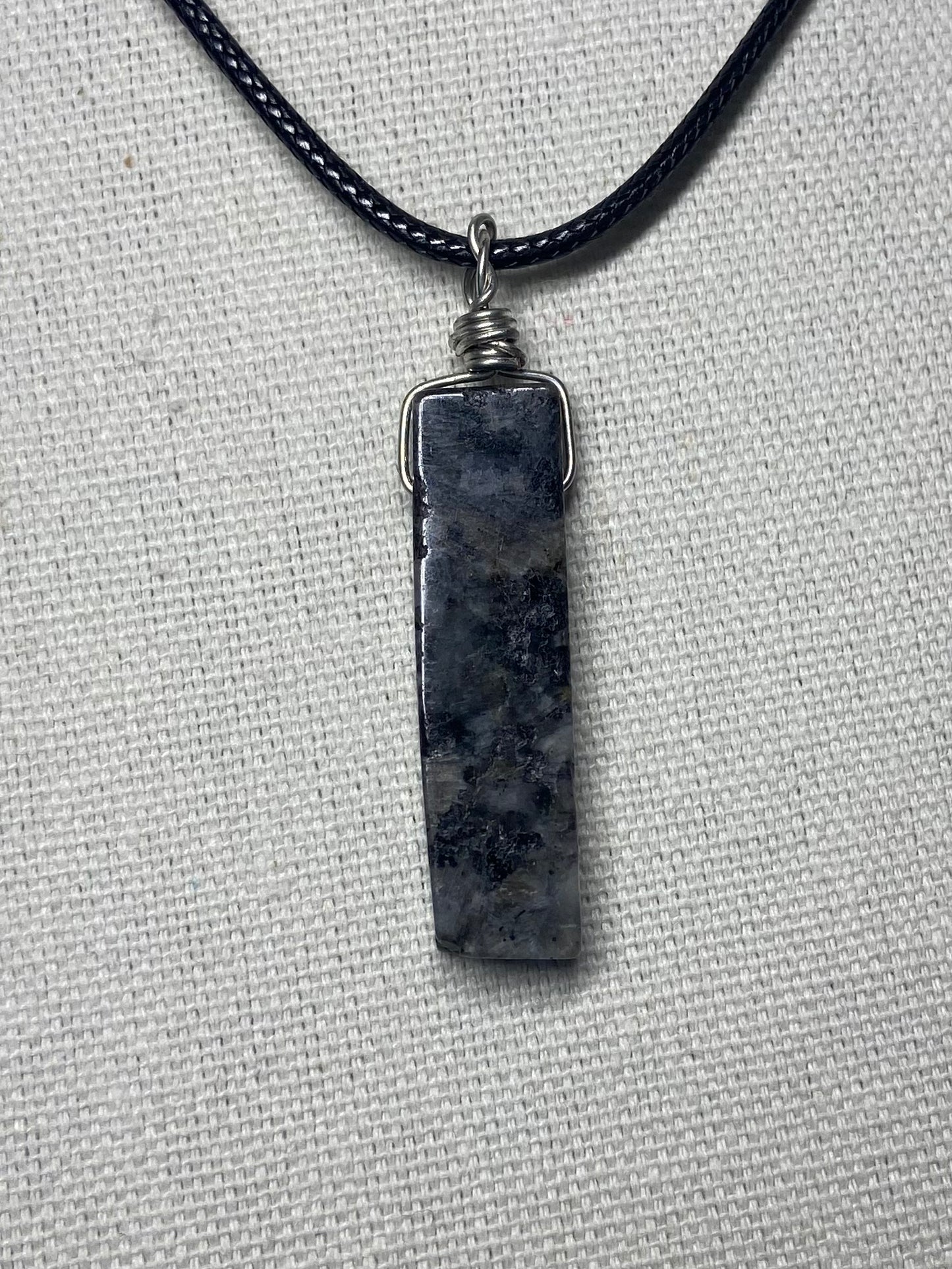 Necklace labradorite