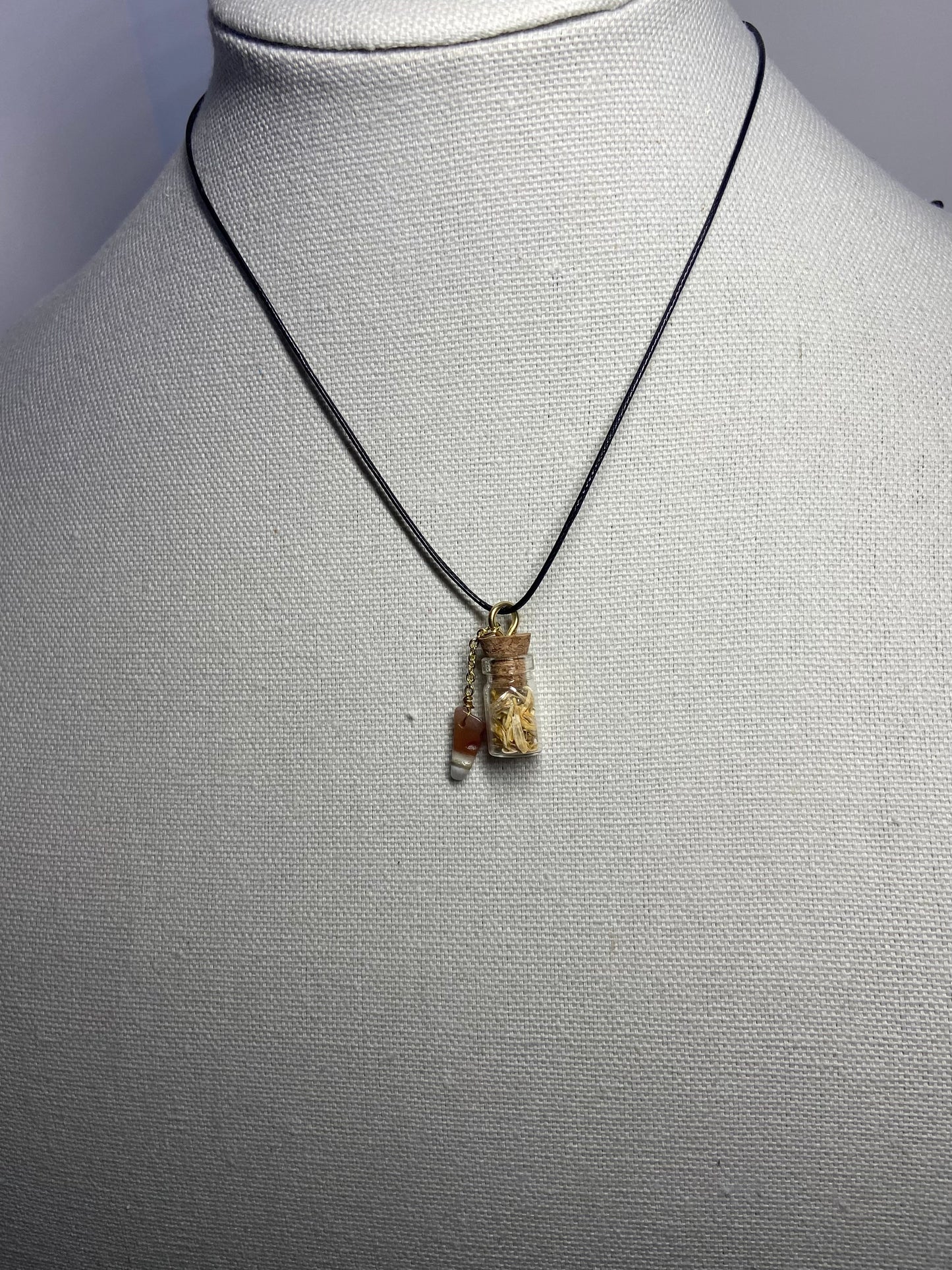 Necklace calendula jar