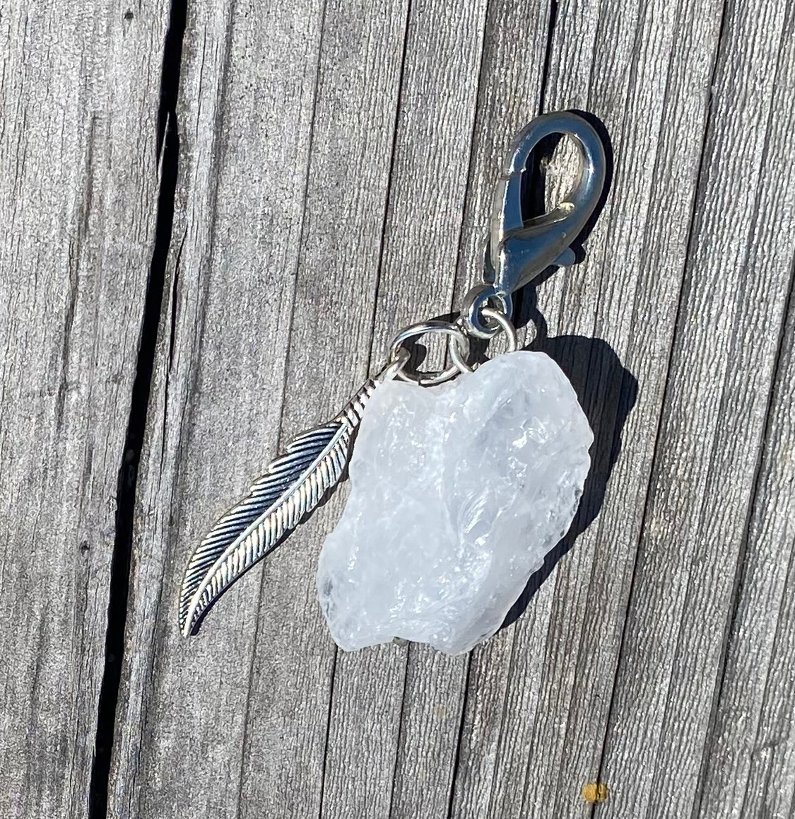Keychain white/feather