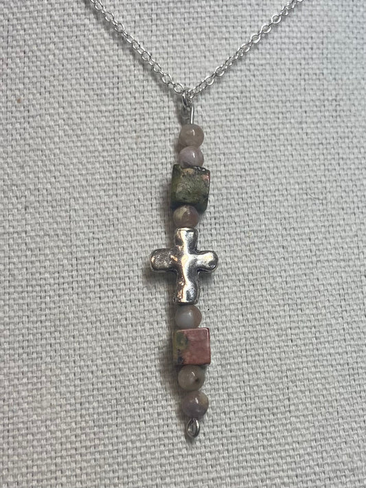 Necklace unakite and agate